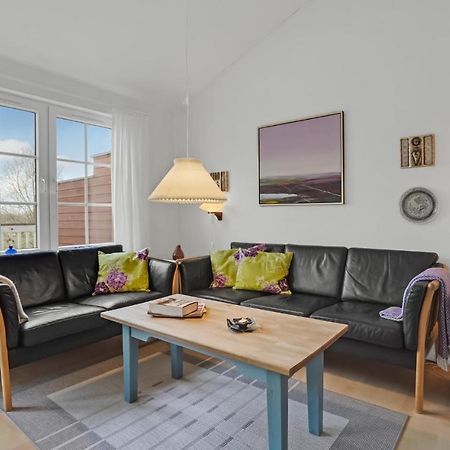 3 Bedroom Beautiful Home In オーベンロー エクステリア 写真