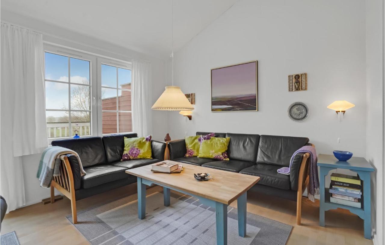 3 Bedroom Beautiful Home In オーベンロー エクステリア 写真